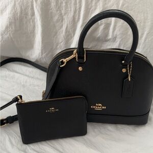 Coach purse and wallet